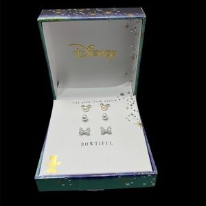 Disney Bowtiful Silver and White Earrings